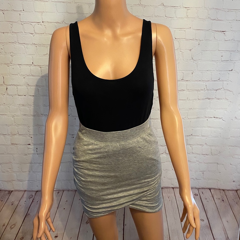 TOBI gray body con mini skirt size Small